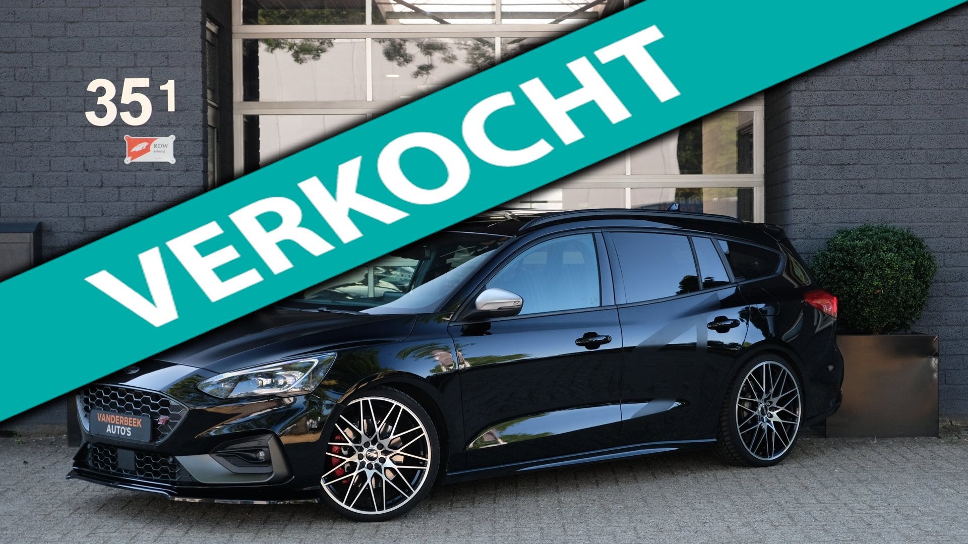 Ford Focus Wagon 2.3 EcoBoost ST-3 B&O|Carplay|Milltek|Vol!, Auto's, Gebruikt, Zwart, 4 cilinders, Origineel Nederlands