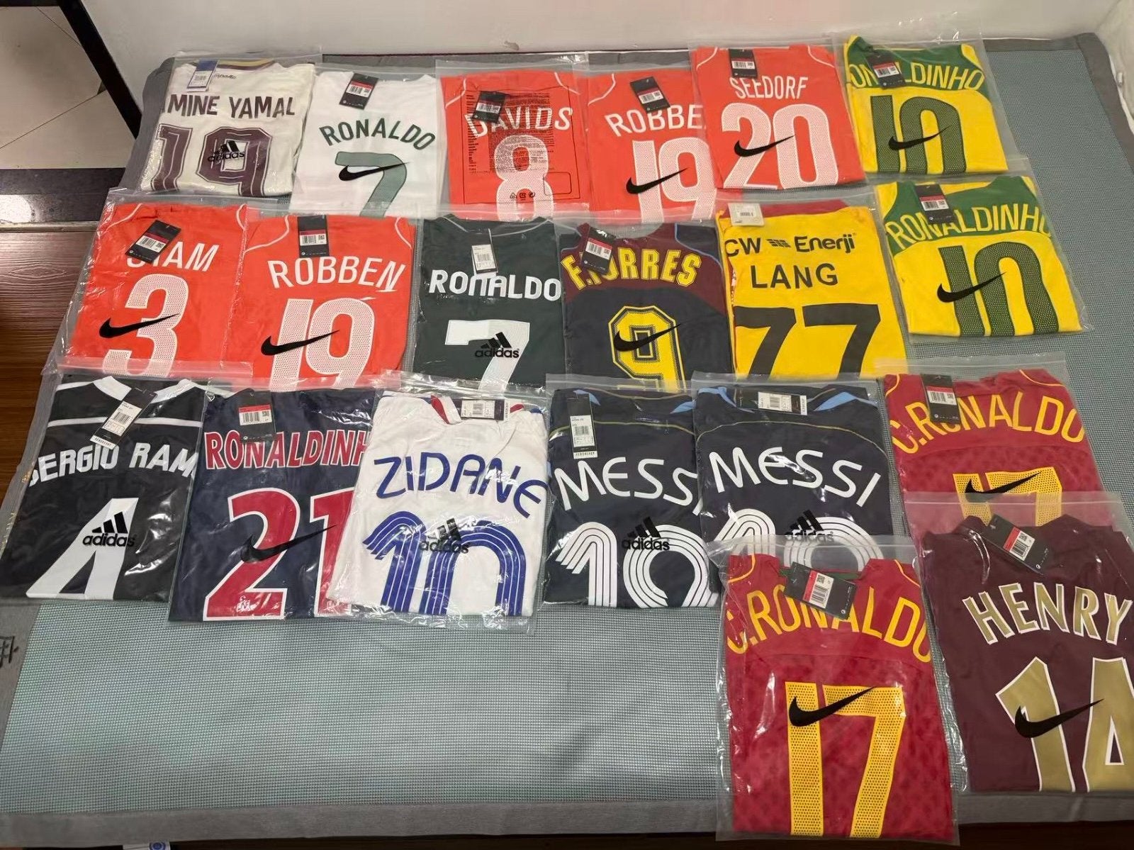 Voetbalshirt collectie MAAT L/XL, Ophalen of Verzenden, Nieuw
