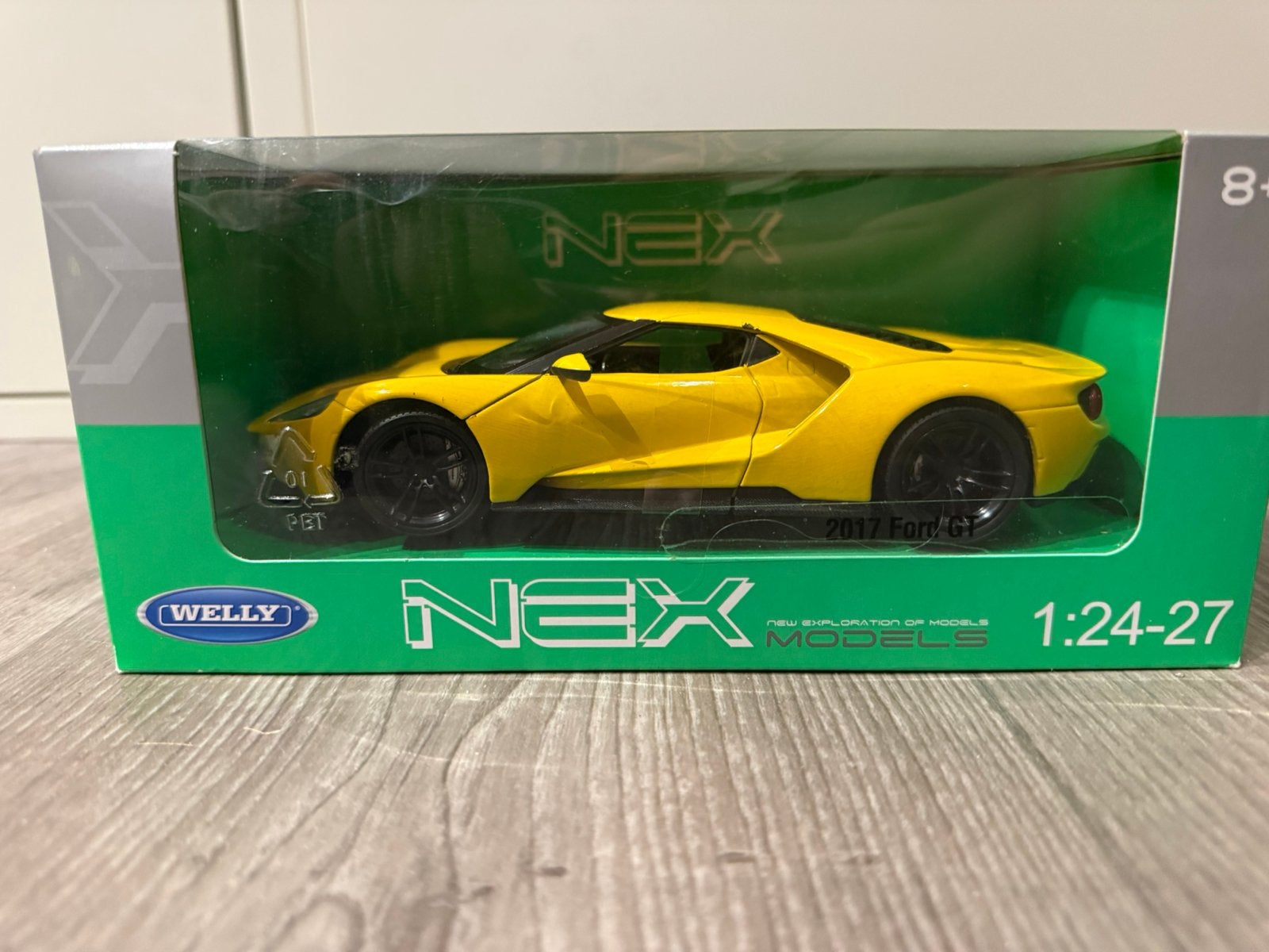 Ford GT Geel 1:24 welly., Hobby en Vrije tijd, Ophalen of Verzenden, Nieuw, Auto, Welly