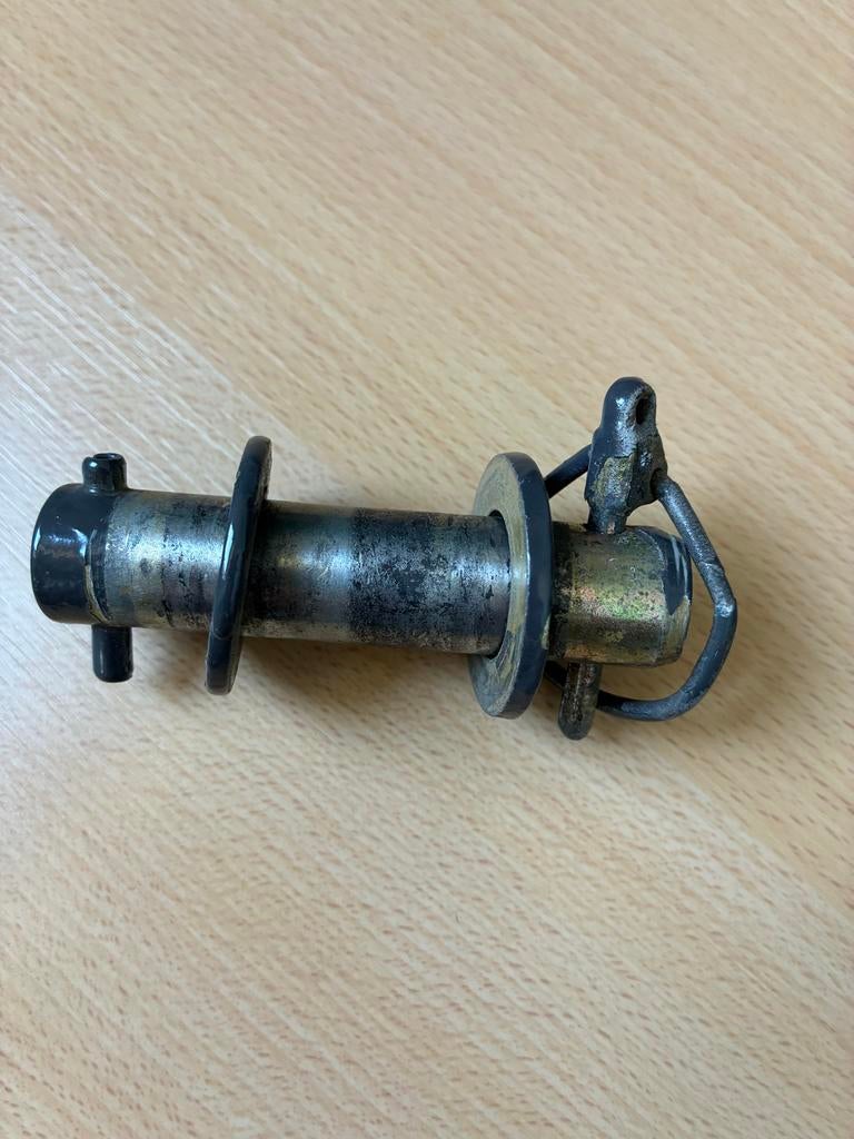 Zgan originele hefpennen Fendt 100-serie of 303/304, Ophalen, Gebruikt