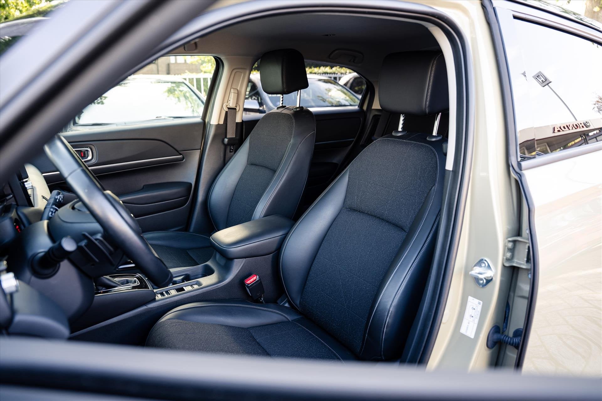 HONDA HR-V 1.5 Full Hybrid Advance | NL auto | Volledig Deal, Auto's, Dealer onderhouden, Bruin, Leder en Stof, Origineel Nederlands