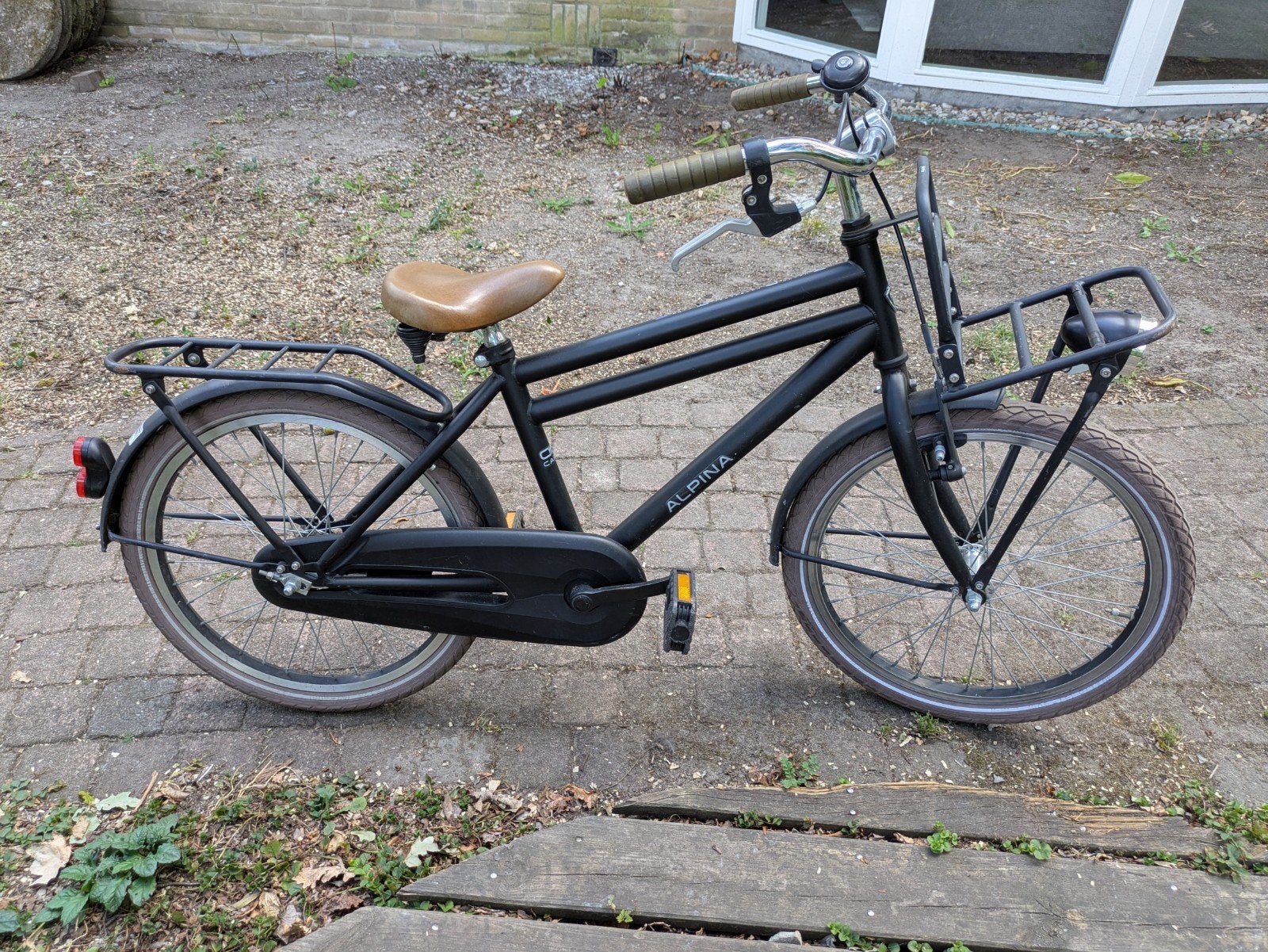 Te koop: Stoere Alpina Cargo Jongensfiets 20 inch –Mat Zwart, Ophalen, Terugtraprem, Gebruikt, Handrem