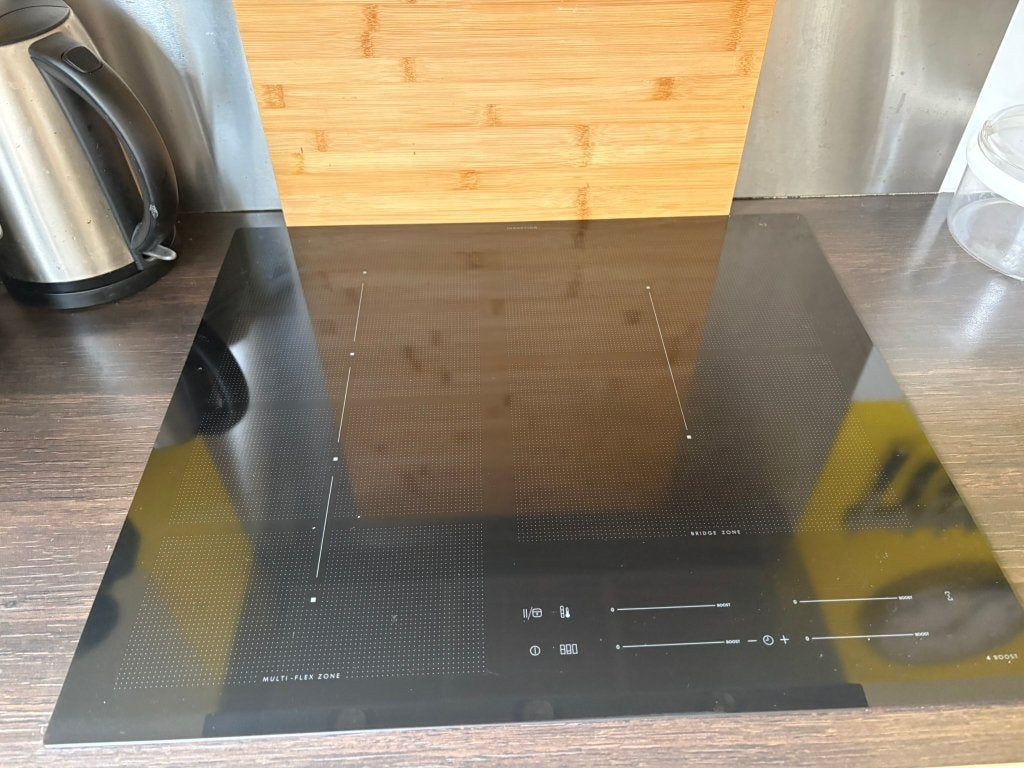 HÖGKLASSIG Inductiekookplaat, IKEA 700 zwart, 59 cm, Ophalen, 4 kookzones, Zo goed als nieuw, Inbouw
