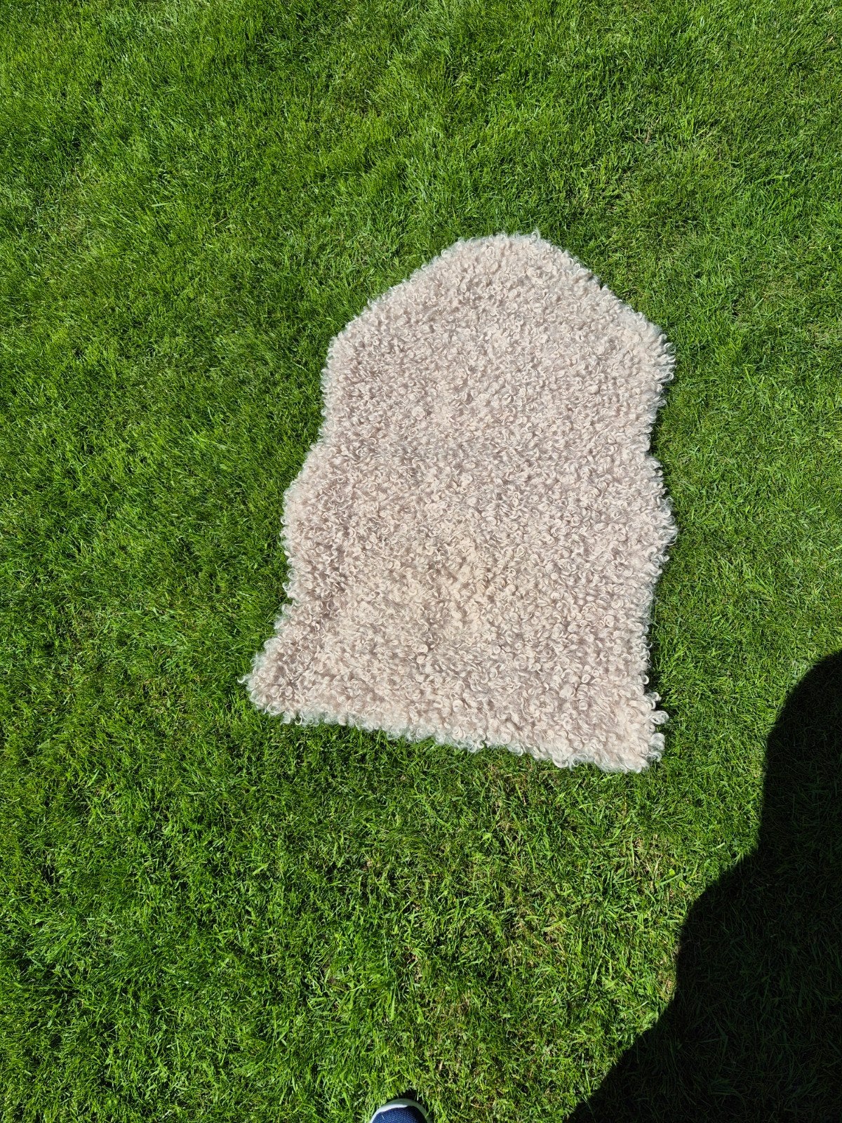 Mooi krullen vacht kleedje - 90x60 cm, Crème, Gebruikt, 50 tot 100 cm, Overige vormen