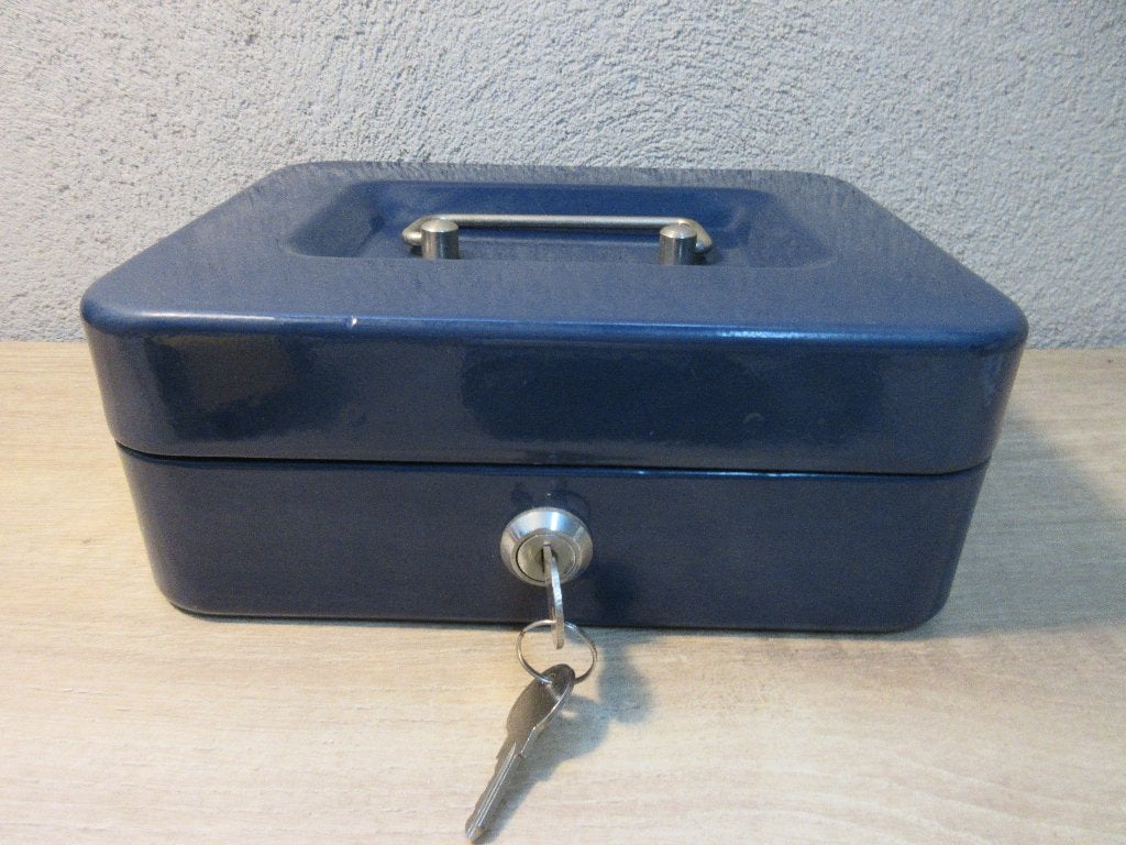 Klein vintage geldkistje, Ophalen of Verzenden, Gebruikt, Metaal of Blik, Overige thema's