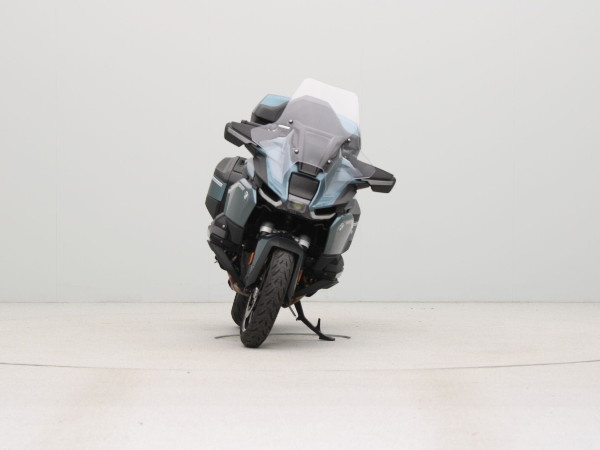BMW R 1300 RT Option 719 - ASA BTW Voertuig (bj 2025), Motoren, Automaat, 1300 cc, ABS, Dusseldorp Motorrad Alkmaar