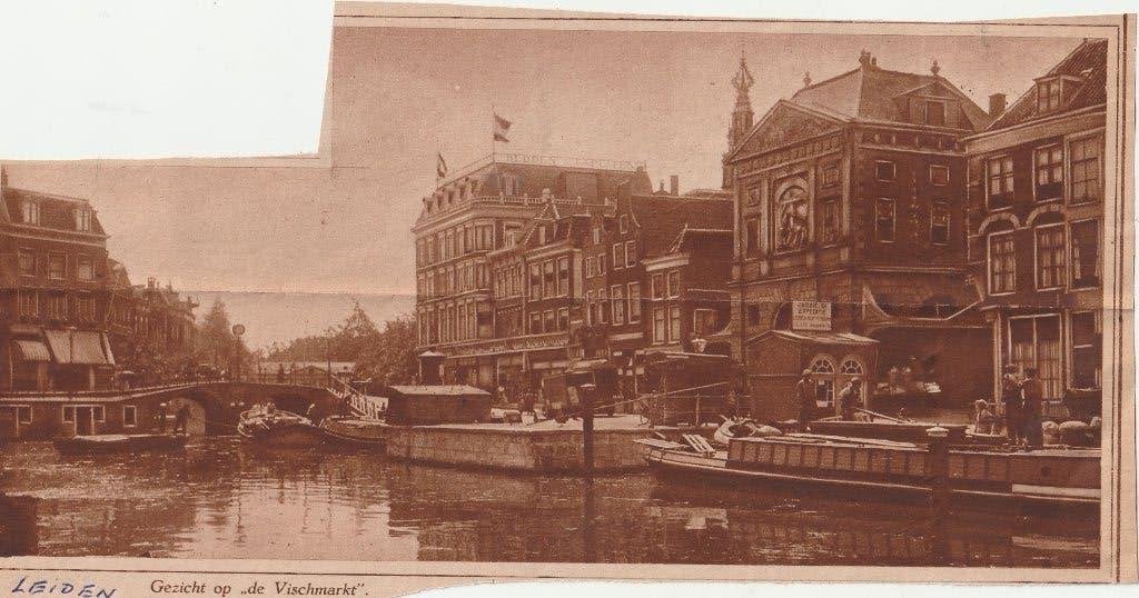 Leiden (ZH) - oude knipsels., Ophalen of Verzenden, 1920 tot 1940, Zuid-Holland