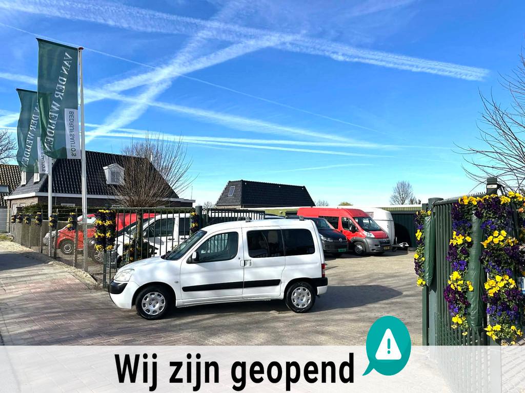 Peugeot Partner MPV 1.4 XT Benzine 5 Persoons Bank Neerklapb, Auto's, Voorwielaandrijving, Stof, Zwart, 14 km/l