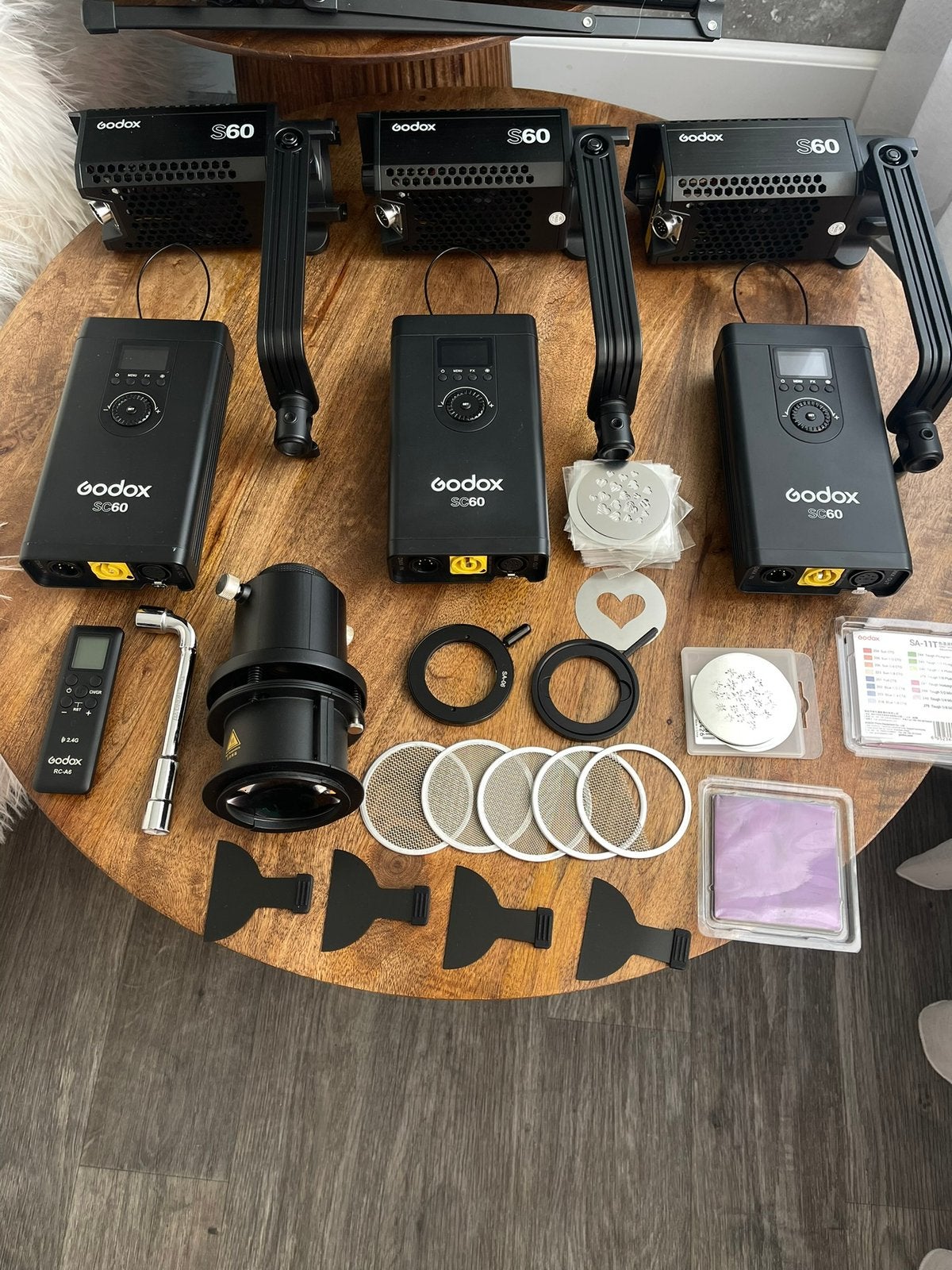 Foto 2 van Godox S60 Focusing LED Light Kit