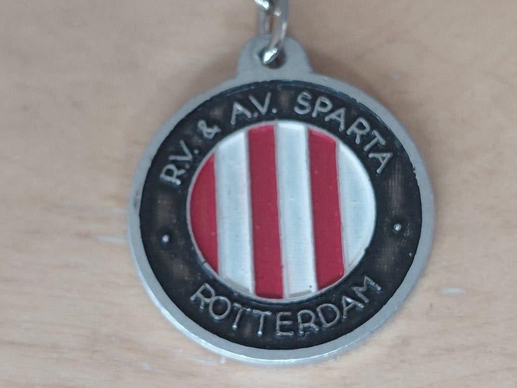 Sleutelhanger R.V. & A.V. Sparta Rotterdam uit de jaren 60., Ophalen of Verzenden, Zo goed als nieuw, Sparta, Overige typen