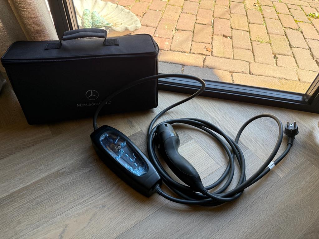 Mercedes thuislader origineel, Ophalen of Verzenden, Zo goed als nieuw, Laadkabel