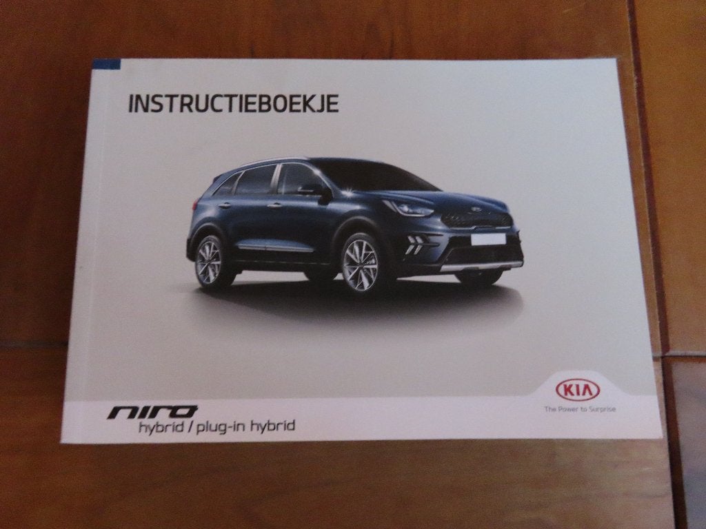 Instructieboek Kia Niro Hybrid, Niro Plug-in Hybrid 2020, Auto diversen, Ophalen of Verzenden