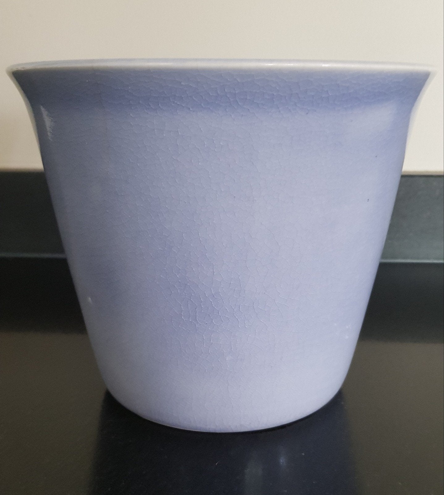 Vintage Lila Blauwe Bloempot - 15cm, Rond, Ophalen of Verzenden, Binnen, Aardewerk