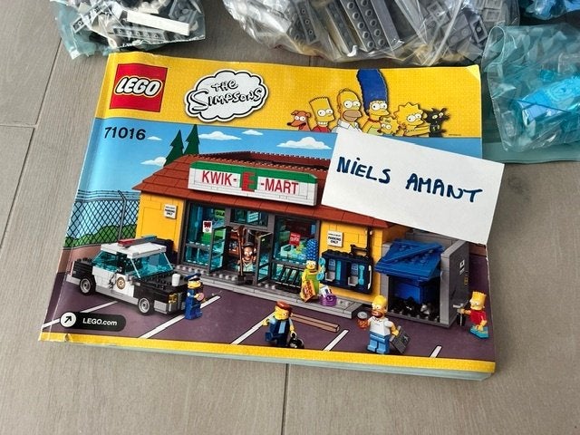 Lego 71016 simpsons the kwik-E-mart, Kinderen en Baby's, Speelgoed | Duplo en Lego, Ophalen, Overige thema's, Lego, Zo goed als nieuw