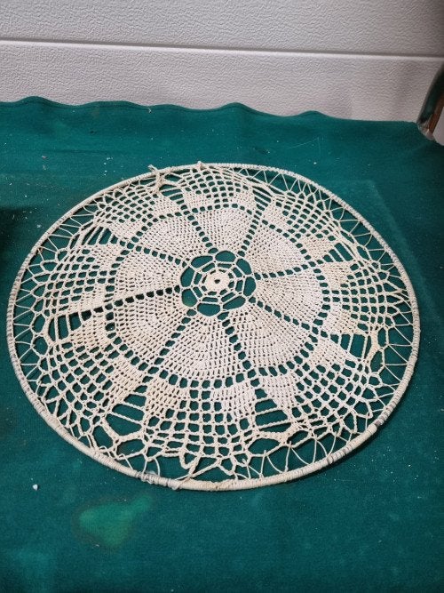decoratie hanger rond gehaakt, Huis en Inrichting, Woonaccessoires | Overige, Ophalen of Verzenden, 'T Olde Gre-j, Info@toldegrej.nl