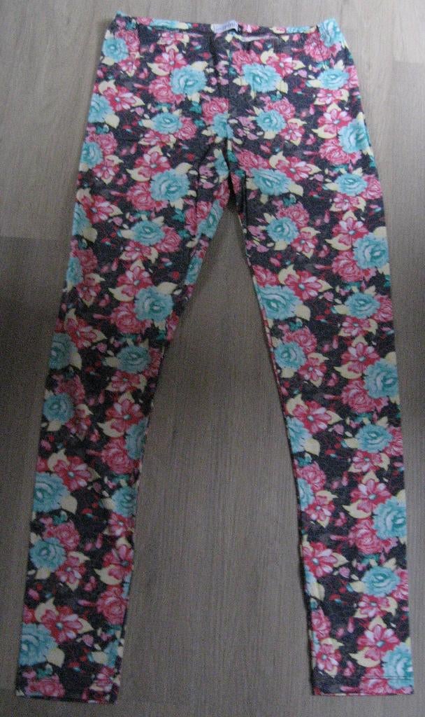 Gebloemde legging True Spirit 38/M., Legging, Ophalen of Verzenden, Overige kleuren, Maat 36/38 (S)
