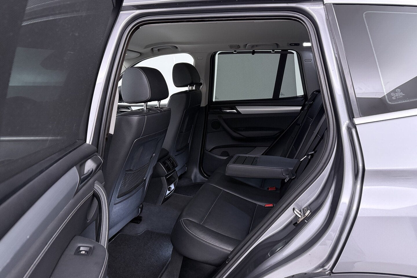 Foto 20 van BMW X3 XDrive35i High Executive (STOELVERWARMING, GROOT-NAVI