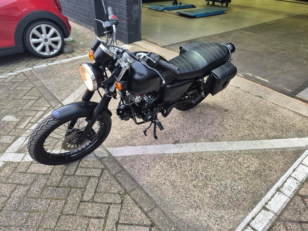 Agm caferacer 110cc, Fietsen en Brommers, Brommers | Overige merken, Ophalen