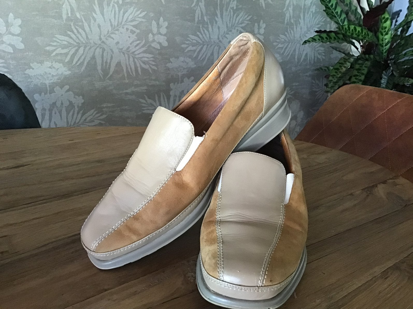 Mooie Verhulst dames schoenen( Mt 40). Goede staat!, Ophalen of Verzenden, Gedragen, Instappers, Beige