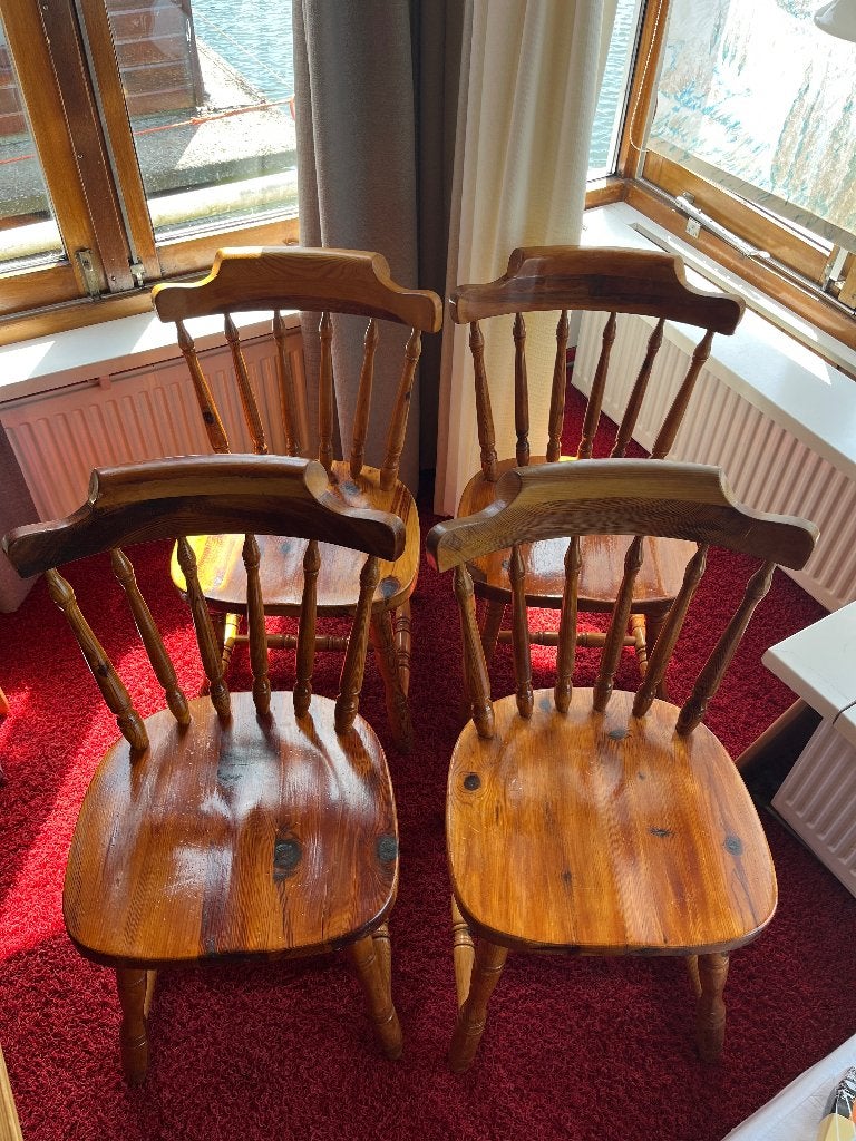SNEL WEG: 4x massief houten stoelen, Huis en Inrichting, Ophalen, Bruin, Zo goed als nieuw, Vier