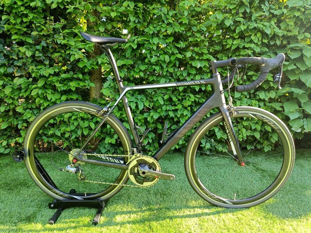 Canyon Ultimate F10 I Sram Force 2x11 I Maat 56 / M, 28 inch, Carbon, Velgrem, Meer dan 20 versnellingen