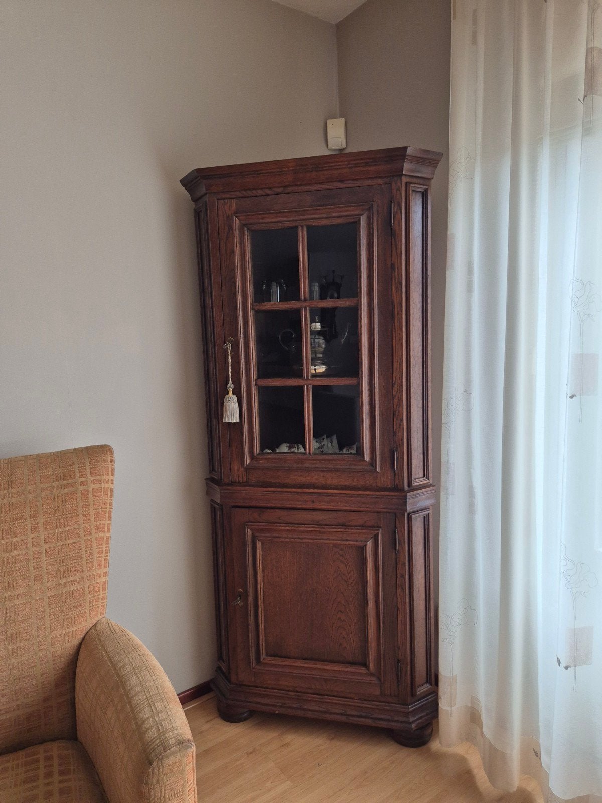 hoekkast uit 1 deel, Huis en Inrichting, Kasten | Vitrinekasten, Gebruikt, 150 tot 200 cm, 50 tot 75 cm, 50 tot 100 cm