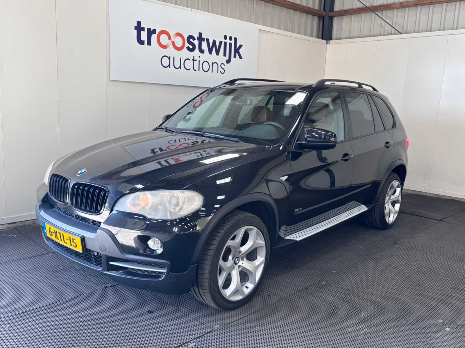 BMW - X5 - xDrive30d High Exec. - Personenauto - 2008, 2700 kg, Gebruikt, X5, 255 €/maand