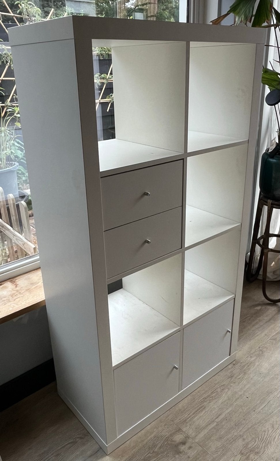 Witte Kast met Lades en Deuren - IKEA Kallax Stijl, Huis en Inrichting, Kasten | Boekenkasten, Ophalen, Gebruikt, 50 tot 100 cm