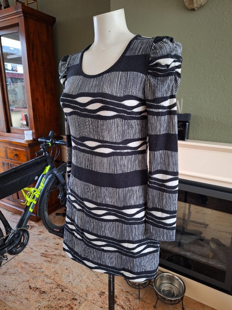 Lavand mooie jurk M 38 40 jurkje tuniek, Kleding | Dames, Maat 38/40 (M), Lavand, Verzenden, Zwart