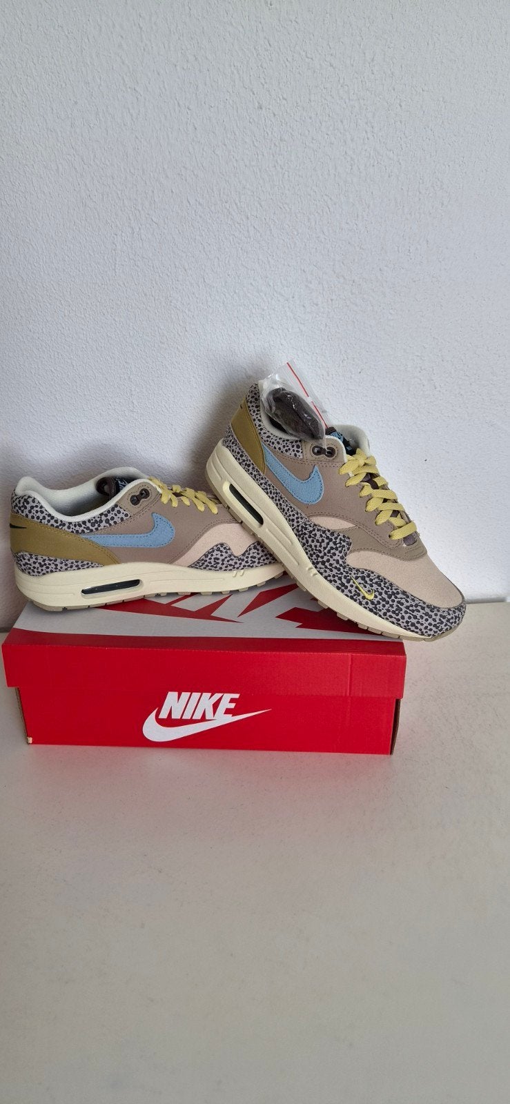nike air max 1 cobblestone d.i.v maten, Ophalen, Nieuw, Wit, Sneakers of Gympen