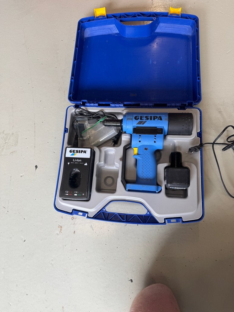 Gesipa popnageltang Accubird, popnagel machine, Ophalen, Zo goed als nieuw