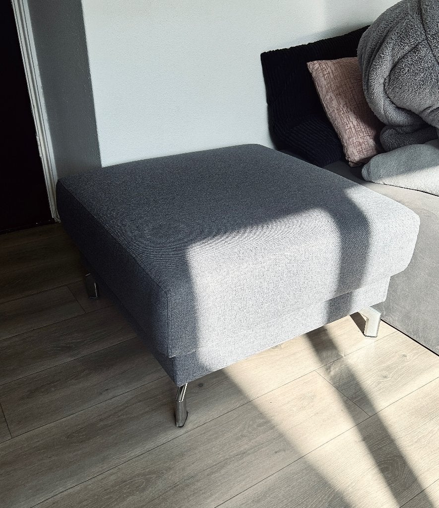 Modern Scandinavische grijze poef, Ophalen, Minder dan 50 cm, Vierkant, Minder dan 50 cm