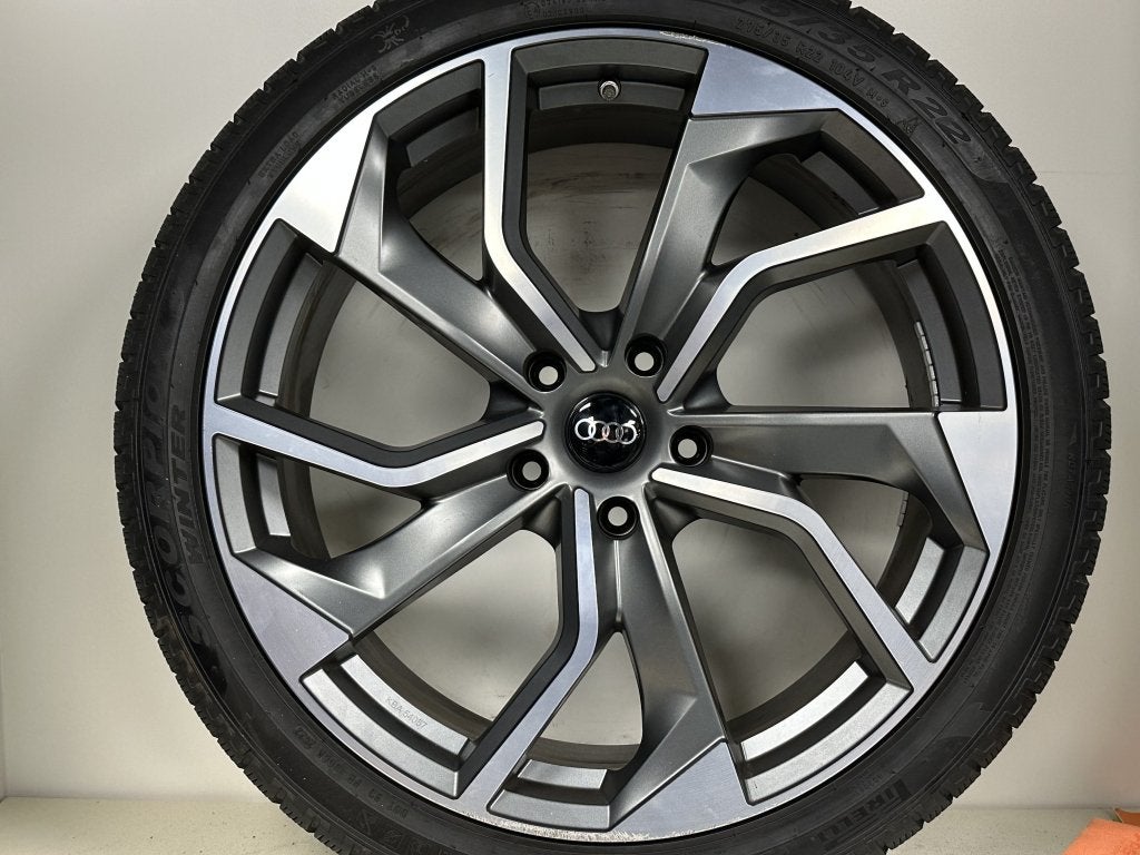 22 inch GMP winterset Audi Q5 Q7 E-tron gebruikt pirelli, Auto-onderdelen, Banden en Velgen, 275 mm, Banden en Velgen, Overige maten