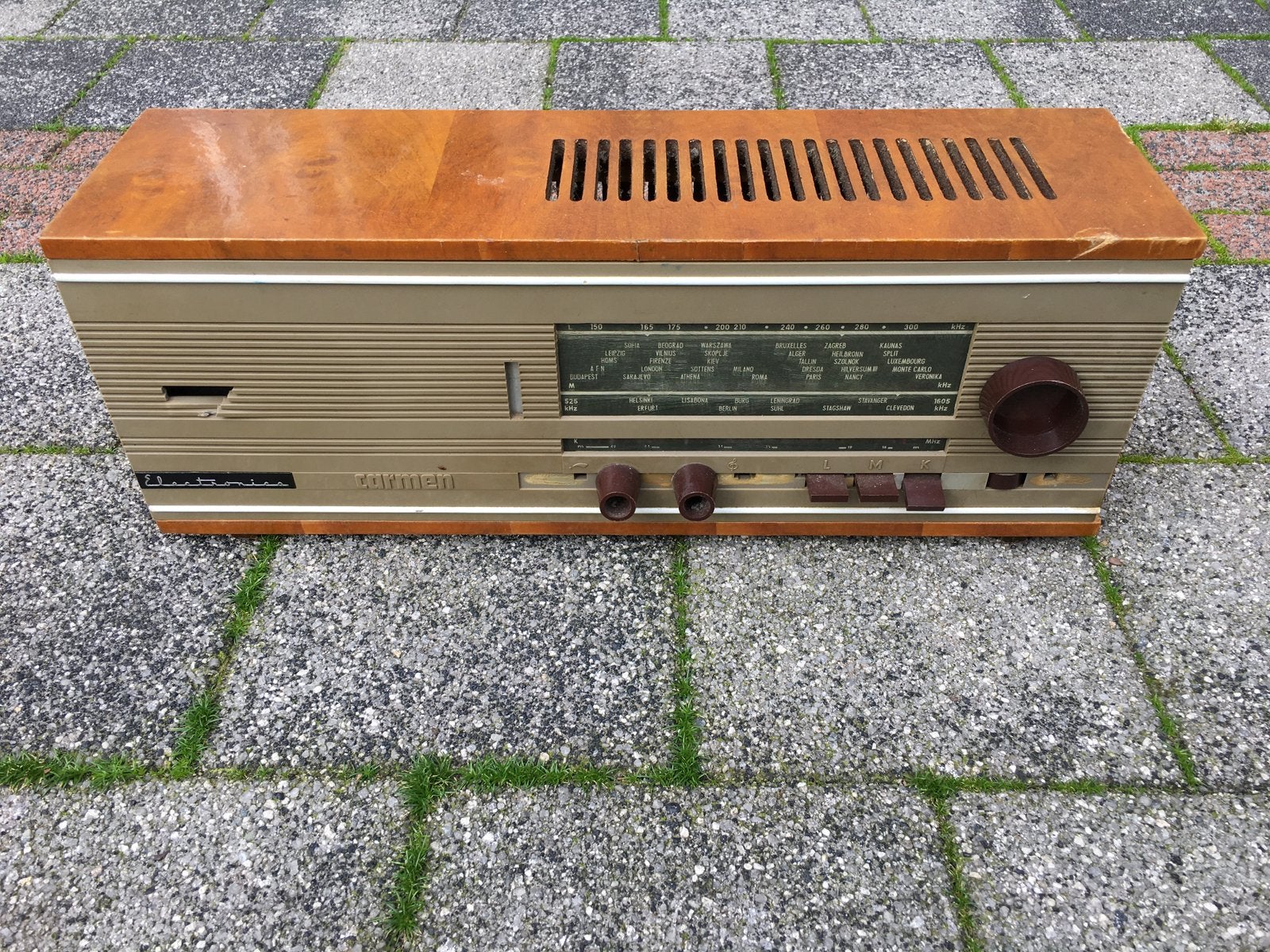 Oude lampenradio carmen bromt vaste pr ophalen, Ophalen