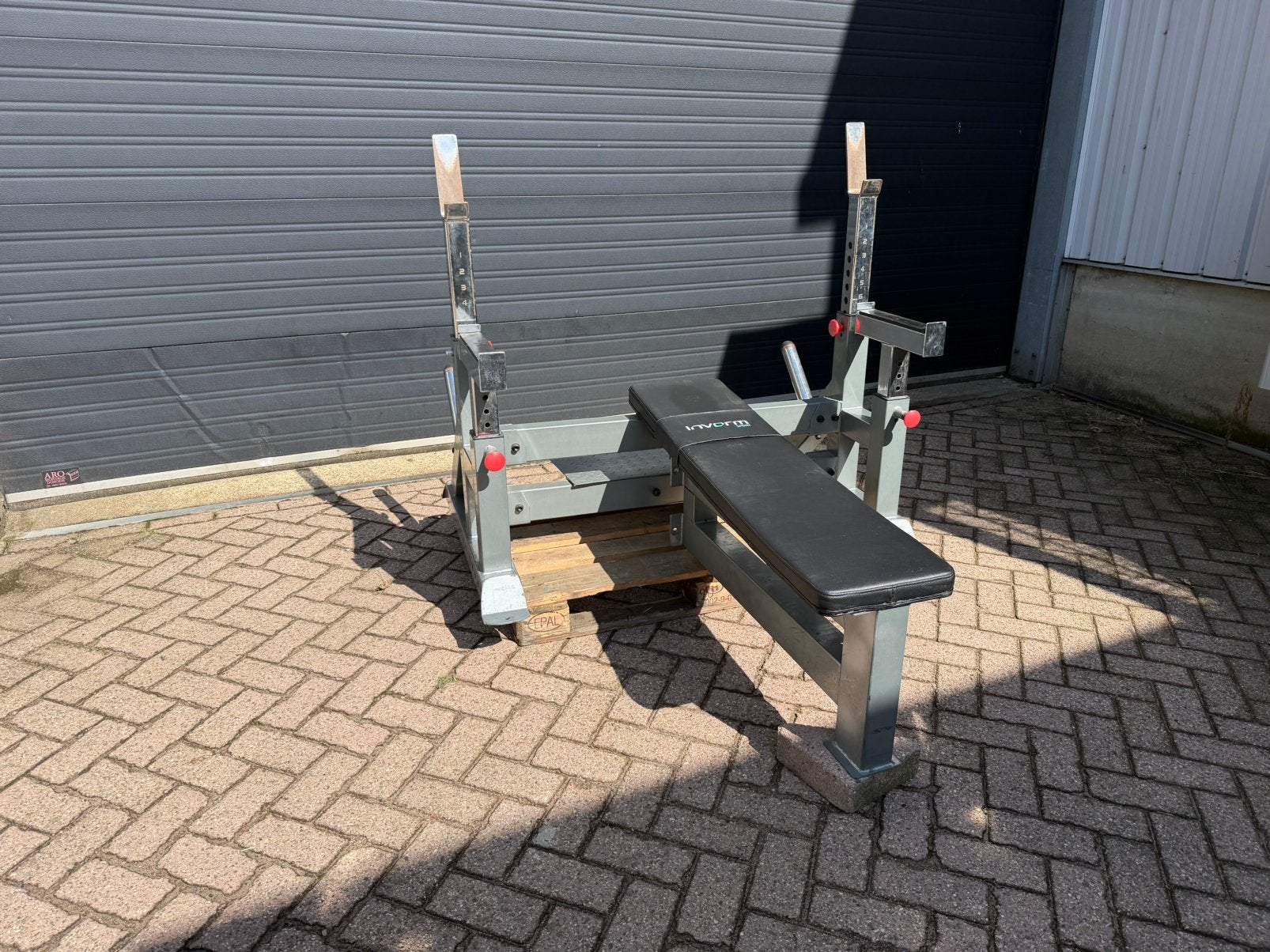 Barbarian Vlakke Bench Press, Ophalen, Gebruikt, Fitnessbank