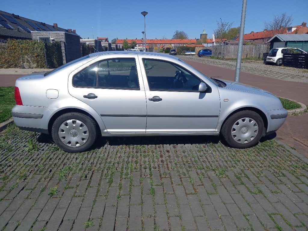 VW Bora, Ophalen