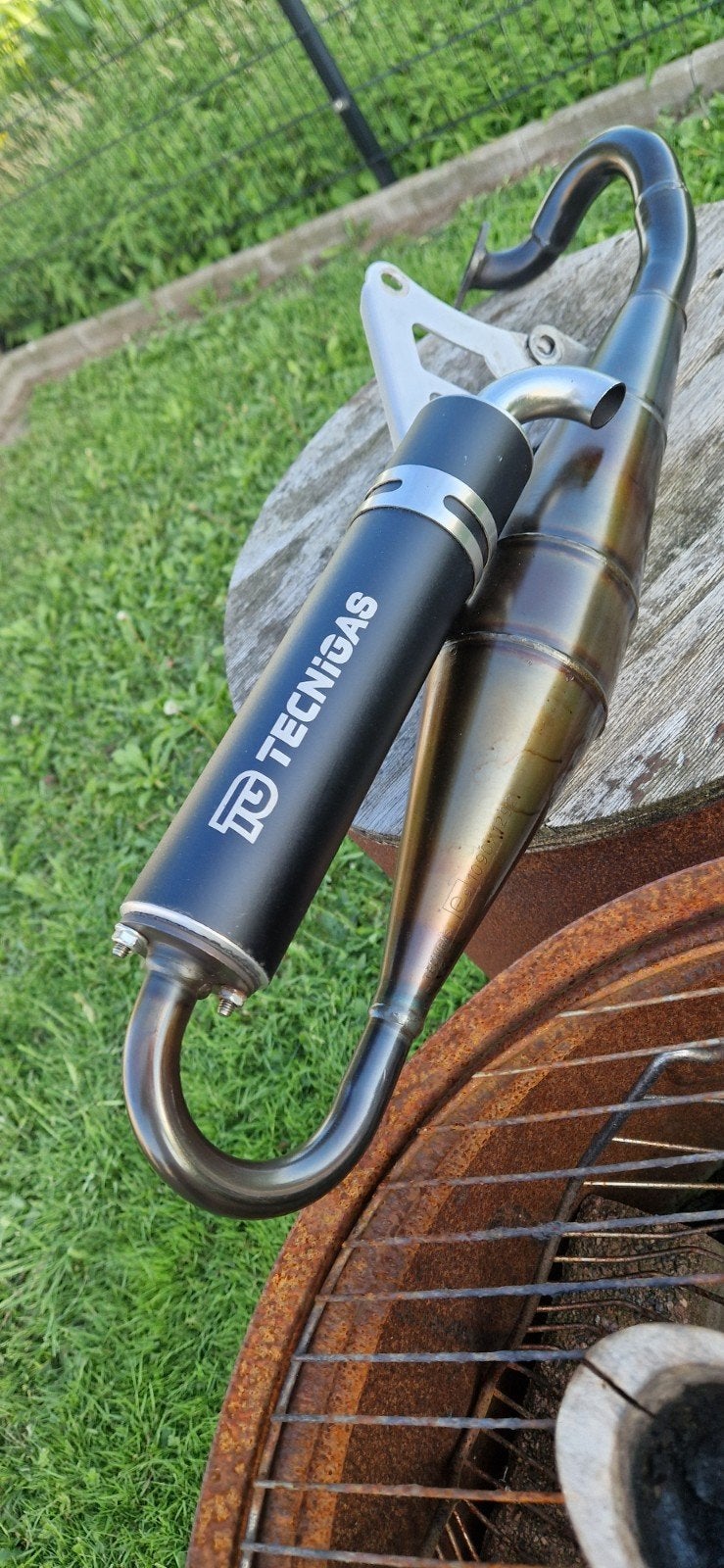 Technigas uitlaat Minarelli Horizontaal 50cc/70cc, Fietsen en Brommers, Brommeronderdelen | Algemeen, Zo goed als nieuw, Uitlaat