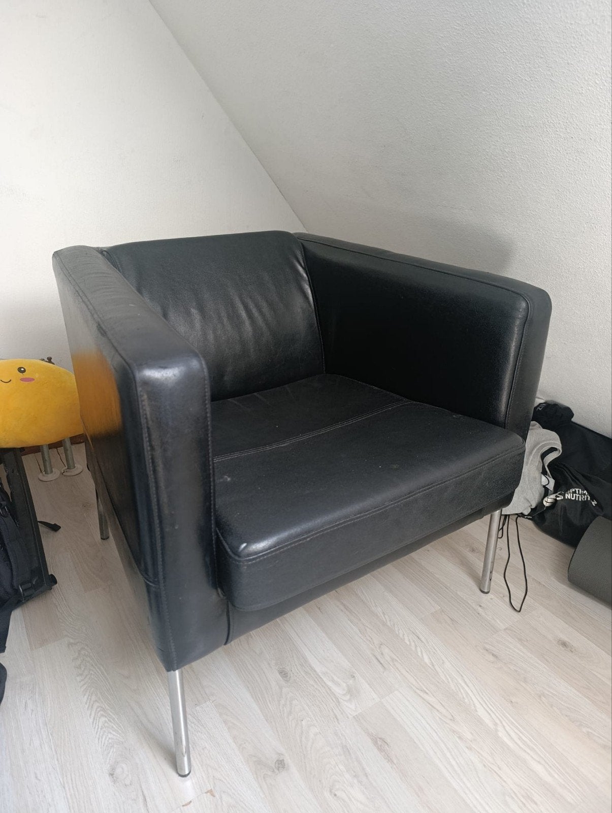 Twee zwarte leren fauteuils, Huis en Inrichting, Fauteuils, Ophalen, Gebruikt, 75 tot 100 cm, 75 tot 100 cm
