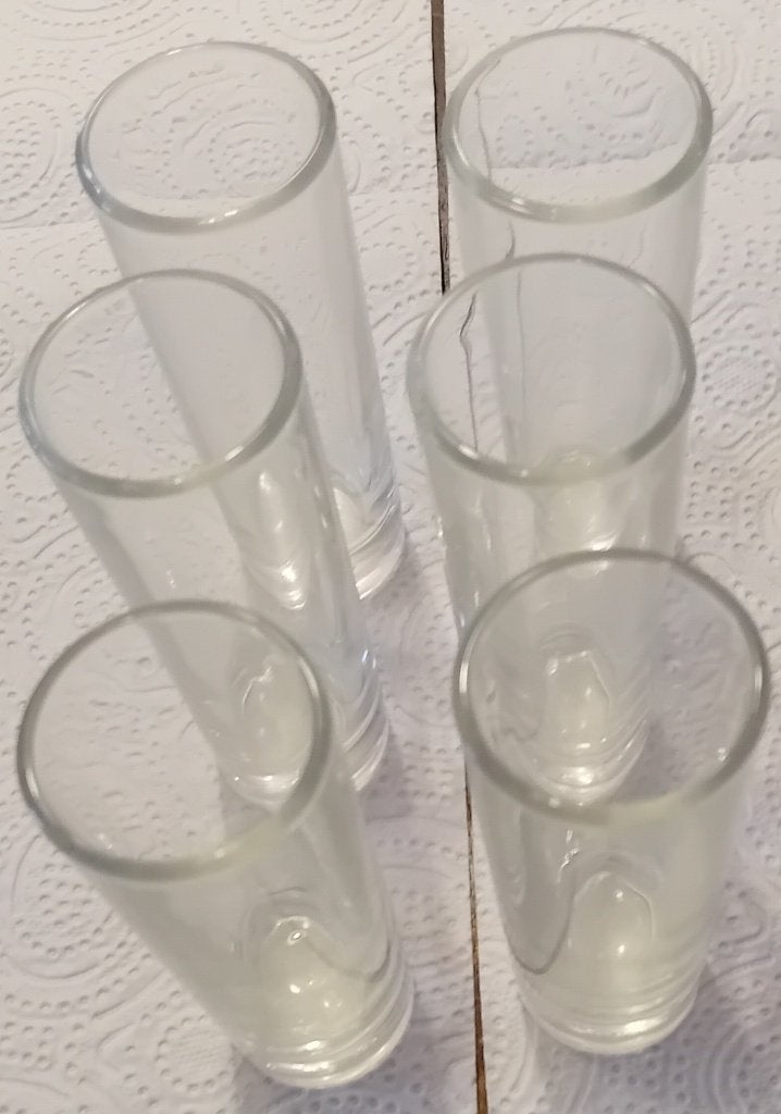 Te Koop: Zes borrel / shot glaasjes, ZGAN. , Verzamelen, Glas en Borrelglaasjes, Ophalen of Verzenden, Zo goed als nieuw, Borrel- of Shotglas