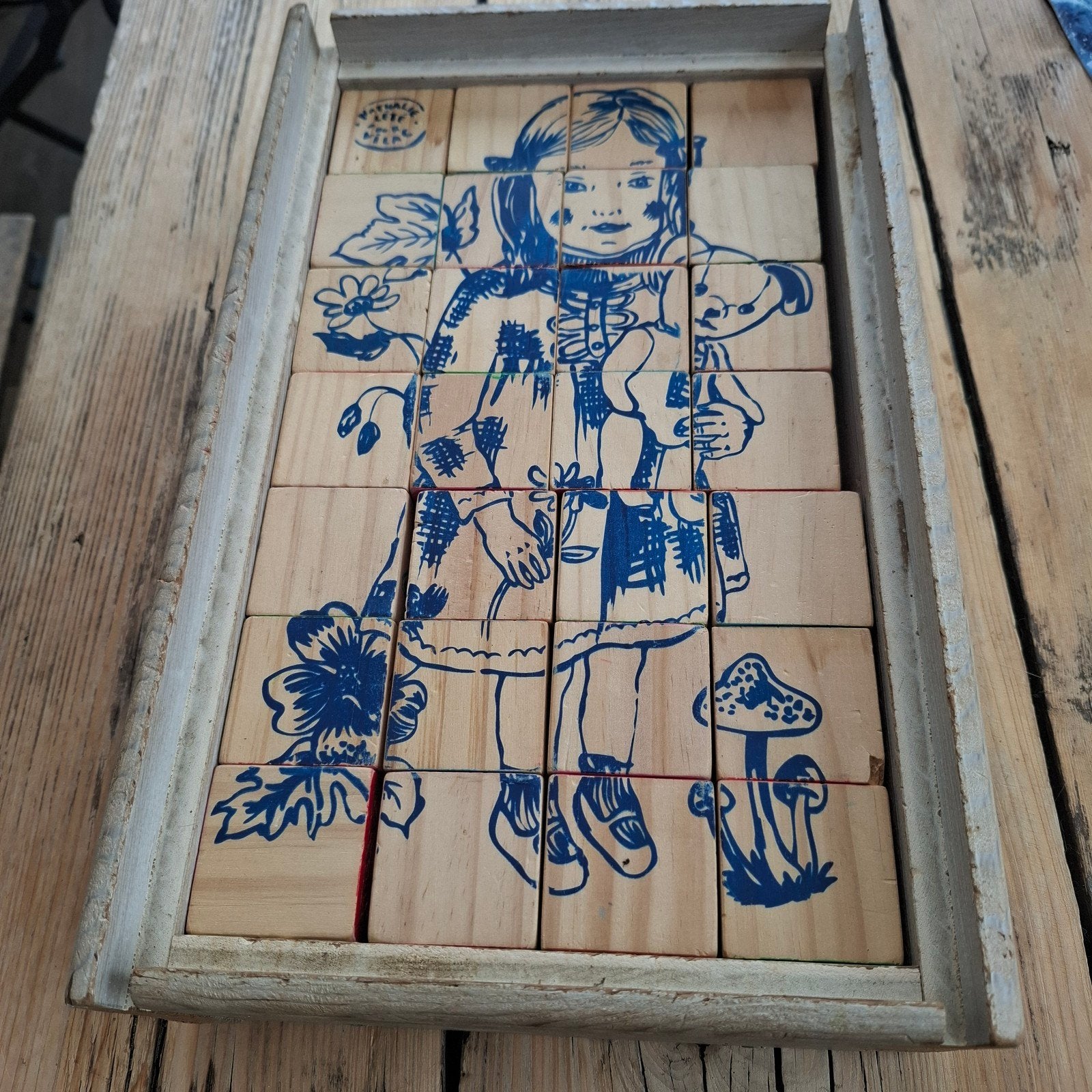 Vintage Kubus Blokken Puzzel - Meisje met pop, Ophalen of Verzenden