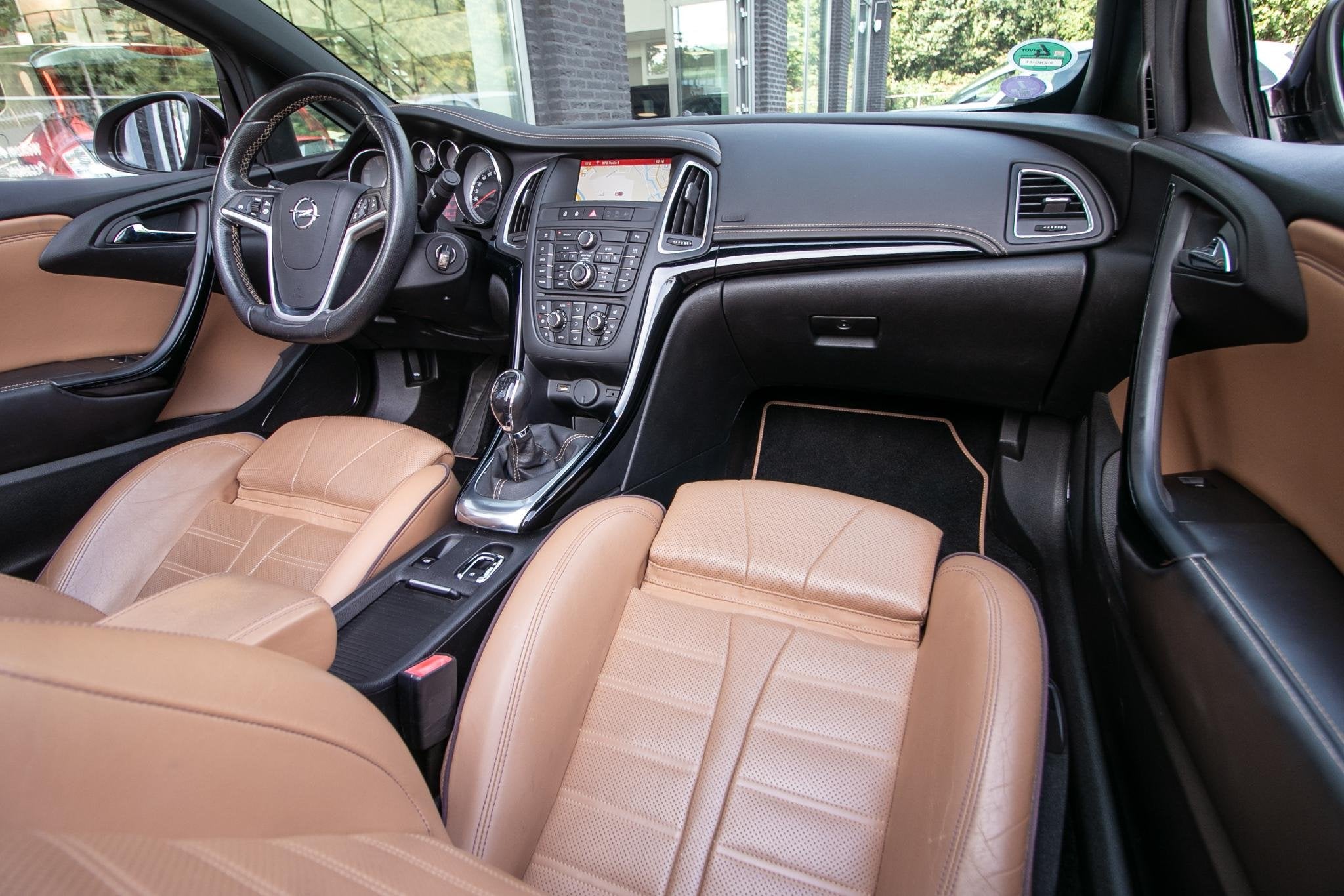 Opel Cascada 1.4 Turbo ecoFLEX Cosmo | Stoel vent | Leder |, Auto's, Euro 6, 4 cilinders, 4 stoelen, Handgeschakeld