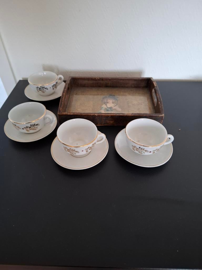 Antieke Chinese kinder kopjes met schoteltjes en dienblad, Ophalen of Verzenden