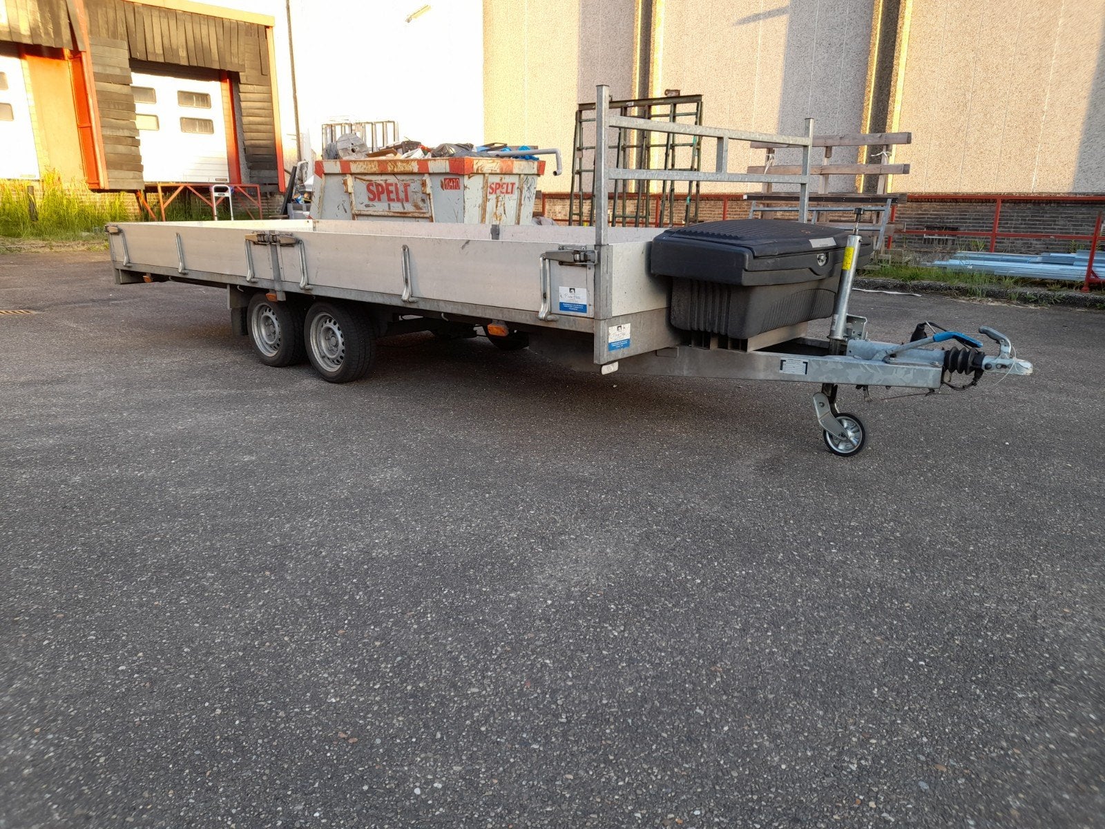 Plateu aanhanger 5 x 1,8, Ophalen