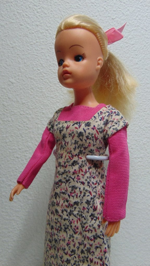 Mooie Sindy Barbie in originele  "Lunch Date"-outfit, Verzamelen, Poppen, Ophalen of Verzenden, Zo goed als nieuw, Pop