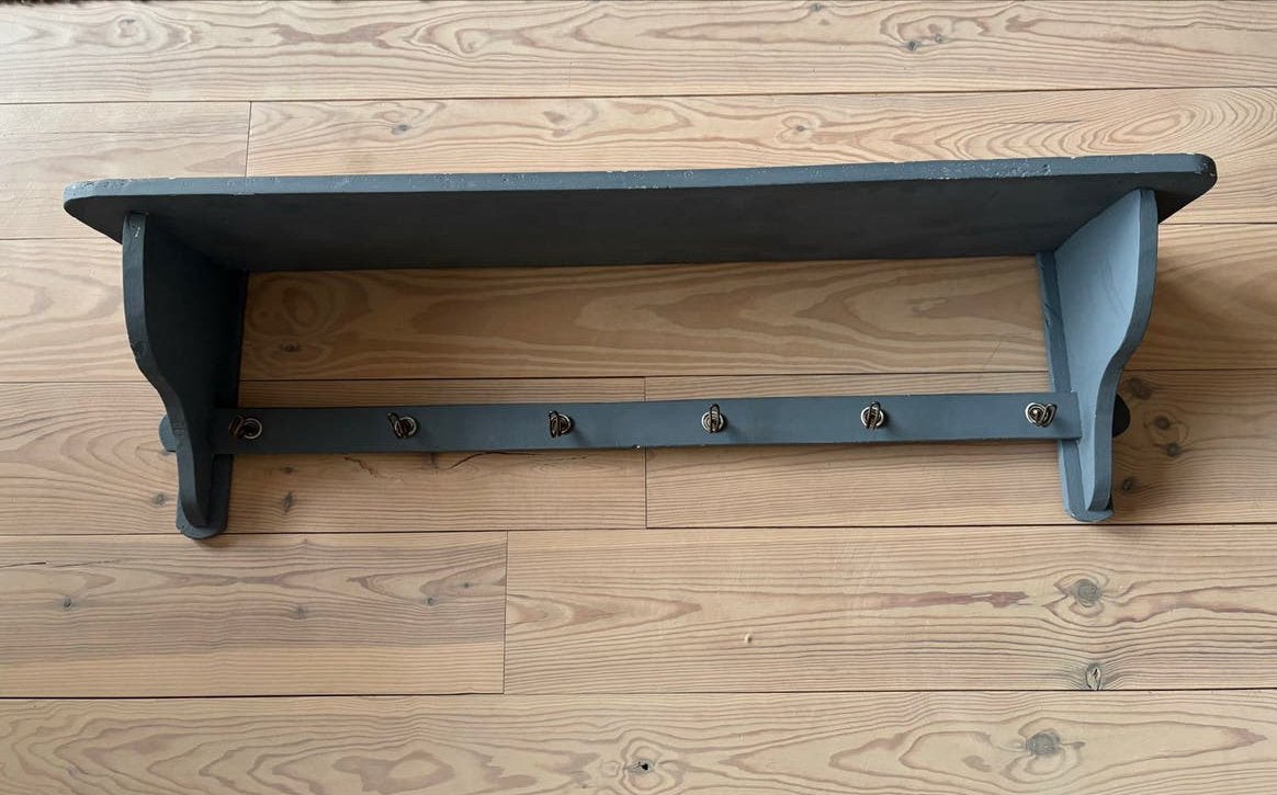 Oud Frans keukenrek met haken. 123 cm breed., Ophalen