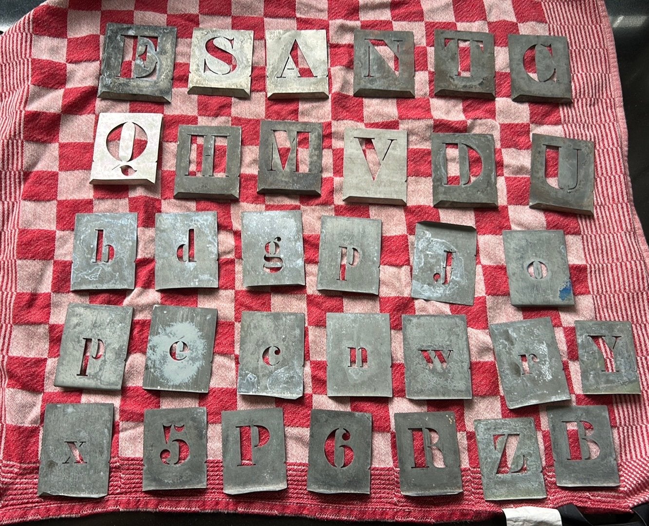 32 franse zinken letter sjablonen, Ophalen of Verzenden