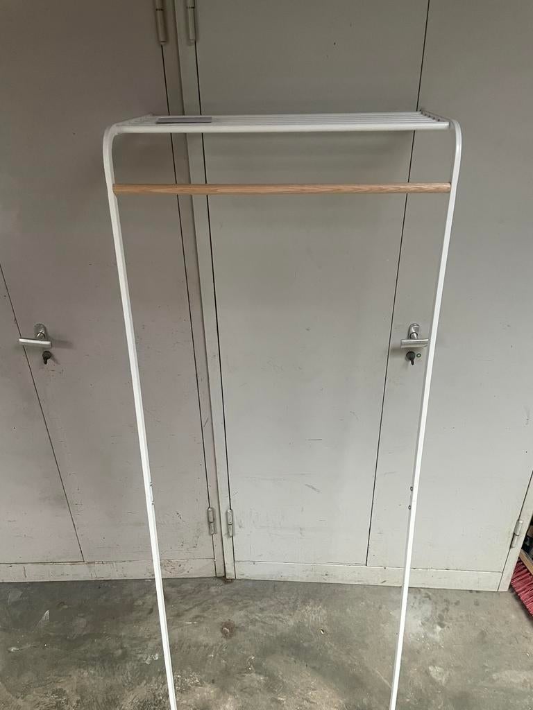 Witte staande kapstok met houten roede, Huis en Inrichting, Woonaccessoires | Kapstokken, M, Ophalen of Verzenden, Zo goed als nieuw