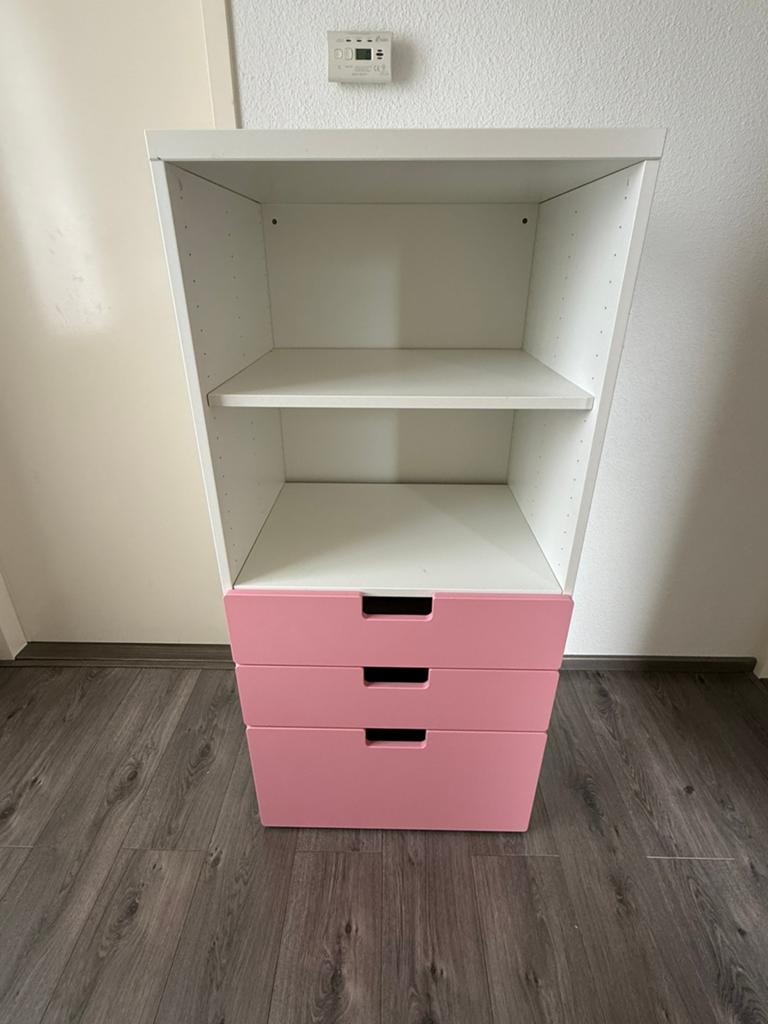 Zeer nette Ikea Stuva kast., Kinderen en Baby's, Ophalen, Minder dan 75 cm, 50 tot 70 cm, 105 cm of meer