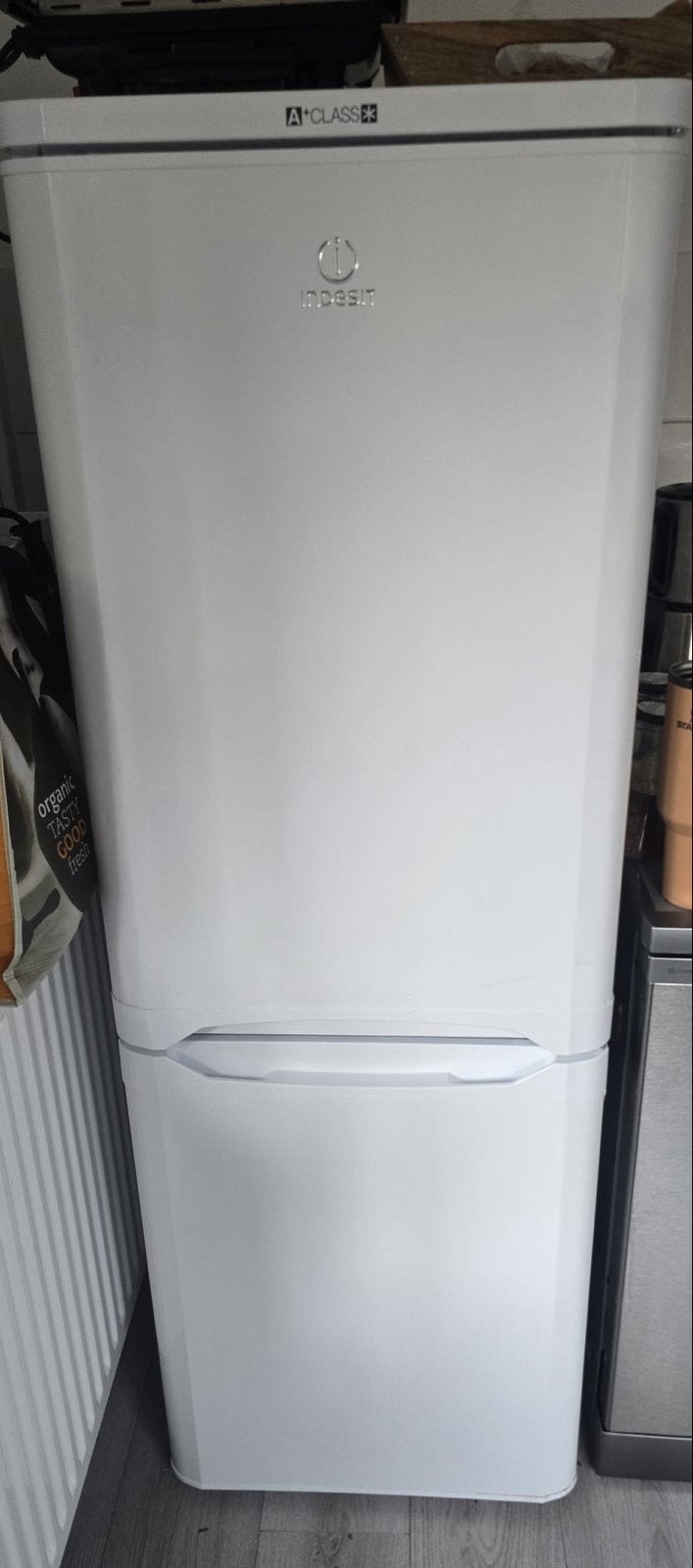 Indesit Koelkast met Vriezer A+ Klasse, Ophalen, Gebruikt, 200 liter of meer, 60 cm of meer