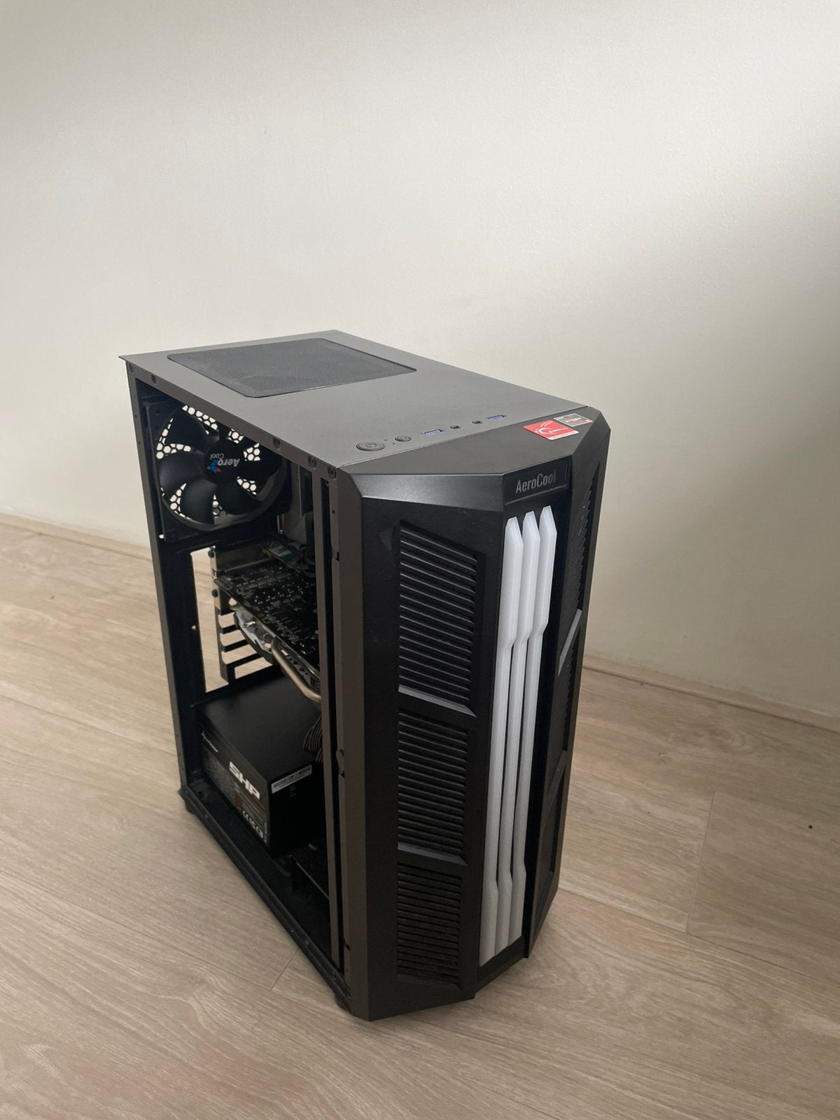 Gaming pc, Ophalen of Verzenden, Zo goed als nieuw